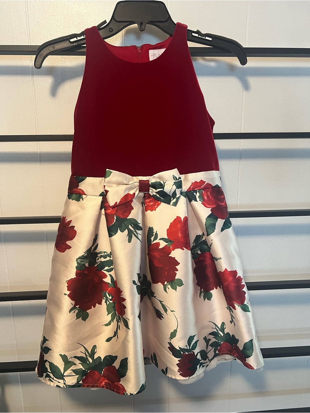 Beautiful Girls Children Place Size 12, EUC Christmas Themed Lined Dress, D2